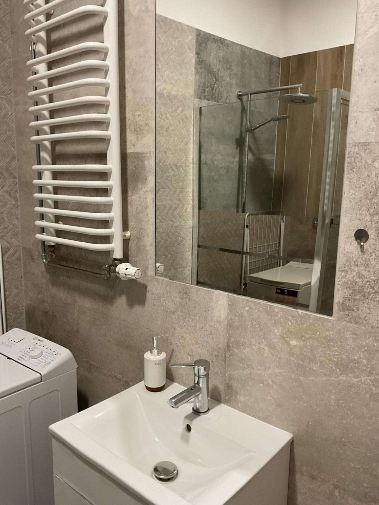 Omorika Na Zamkowej Apartment Krakow Bagian luar foto